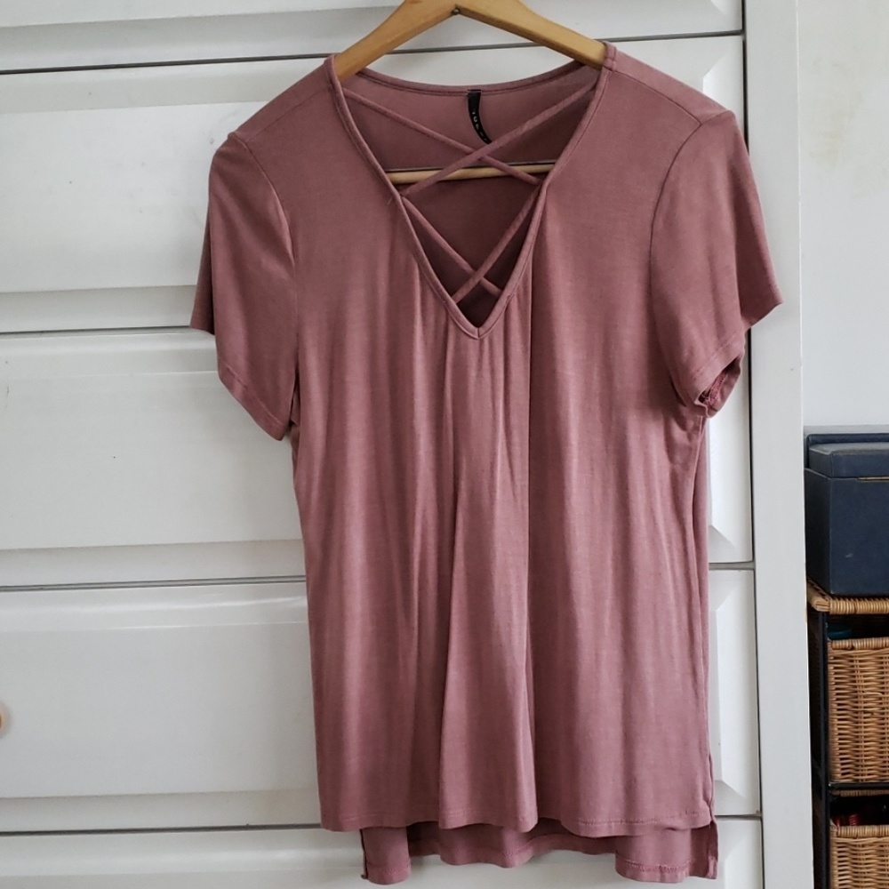 Adorable pick shirt